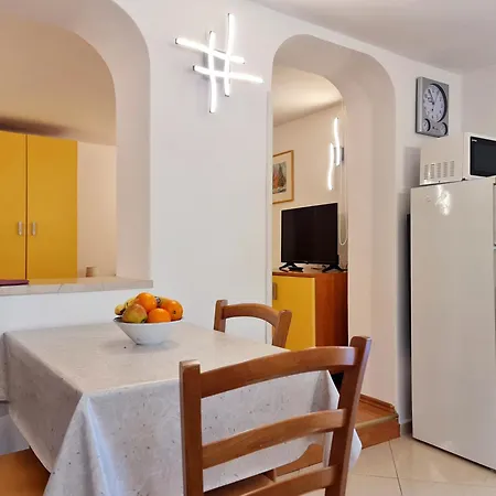 Beakovic Apartment *