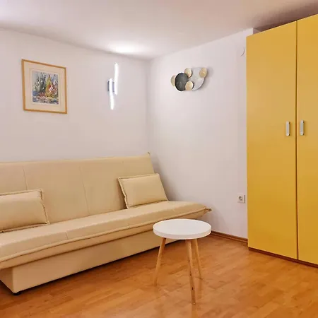 Beakovic Apartment