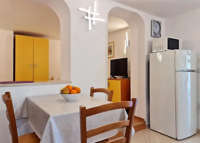Beakovic Apartment *
